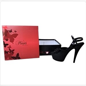Pleaser  Kiss-209 Heels Size 10 NWT